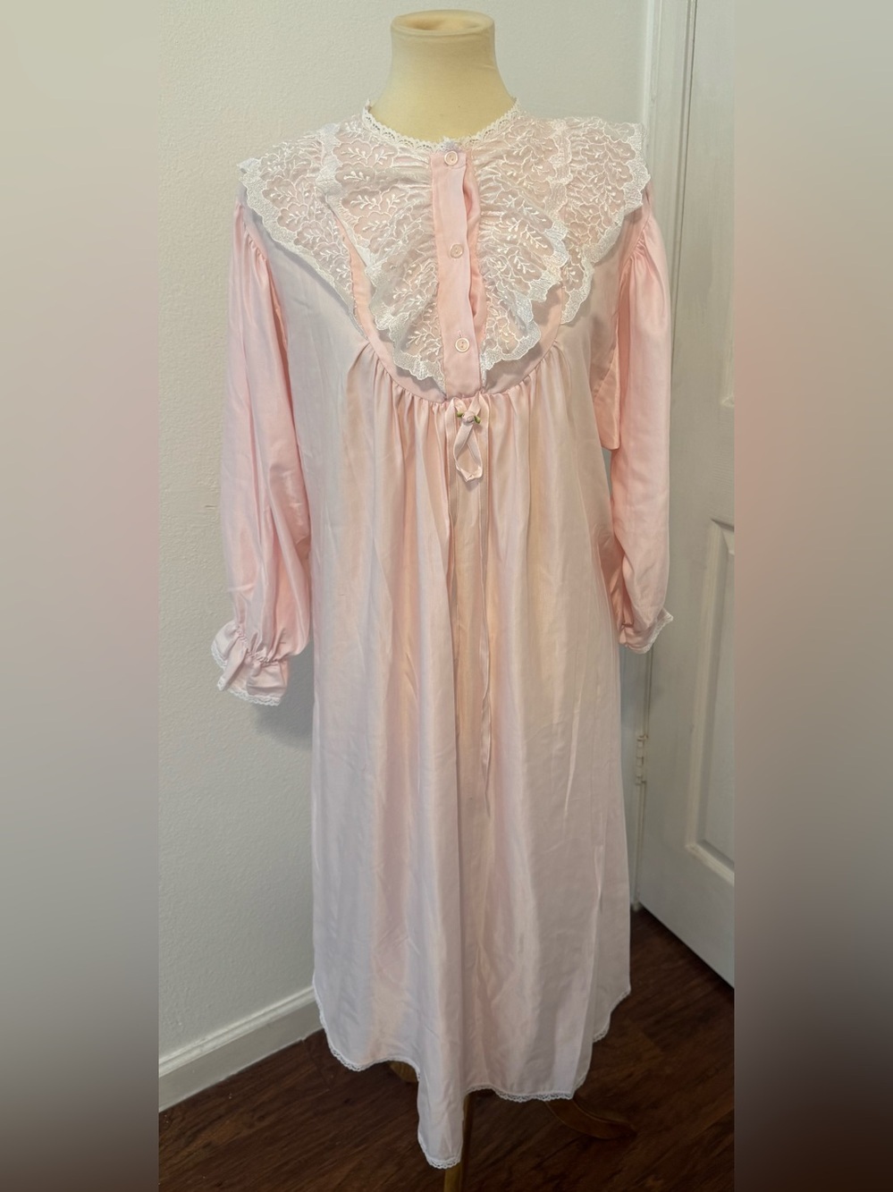 Vintage Lily of France Pink Lace Ruffle Nightgown Long Sleeve Cottagecore Med